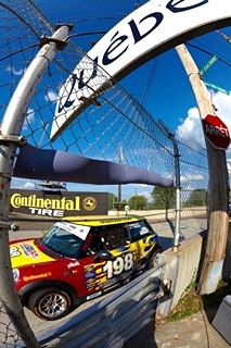 RSR Mini Wins TROIS-RIVIÈRES, Quebec, Canada 2010